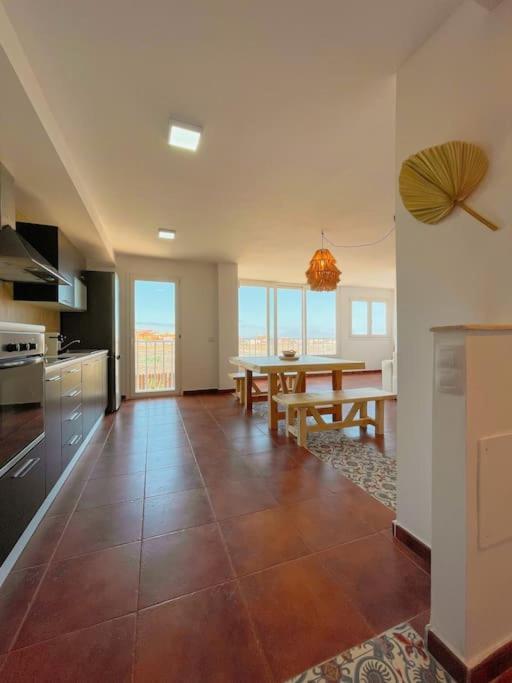 Apartamento Casa Bamboo Corralejo, Espacioso, Piscina Y Parking Exterior foto